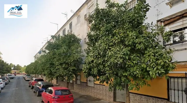 Cesión de Remate en Sevilla: Piso de 44 m² sin ocupación — 2