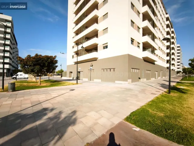 Local comercial de obra nueva en zona Moli D´Animeta (Quart  - foto 2