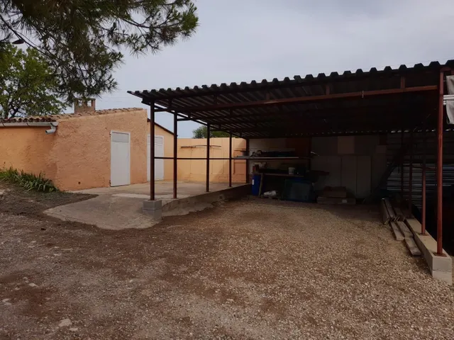 OPORTUNIDAD CASA RUSTICA EN FINCA DE 0,7 HAS.CON VIVIENDA EN SU INTERIOR, PISCINA Y ALMACENES EN MORA LA NOVA — 39