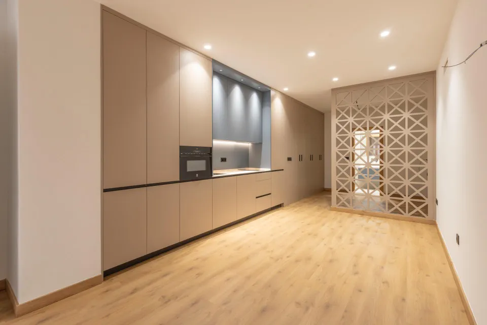 MODERNO ESTUDIO TIPO LOFT EN URBANIZACIÓN VILLA PINEDA - ZONA VILLAREJO