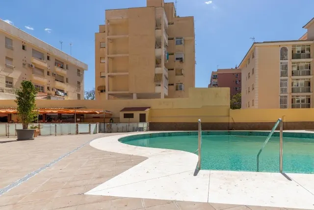 Moderno Estudio Reformado en Verdiales — 9