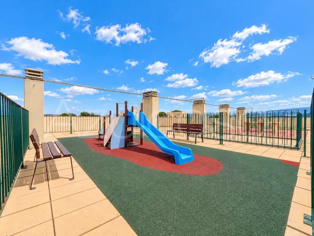 Piso en venta de 3 dormitorios y 2 baños con garaje y trastero en Monforte del Cid — 8