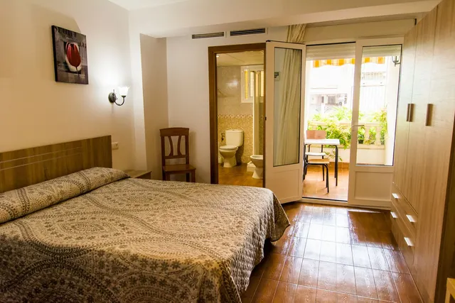 Hotel 33 habitaciones 1350m² en venta - South of spain — 31