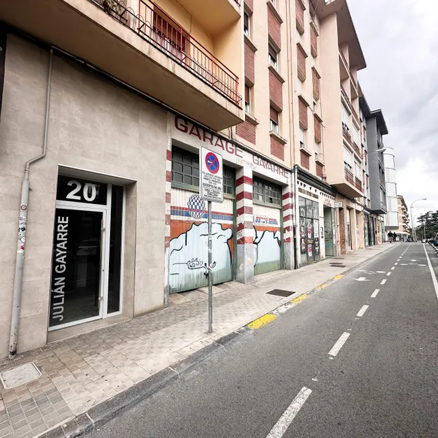 Local comercial 170m² en alquiler - Milagrosa - foto 2