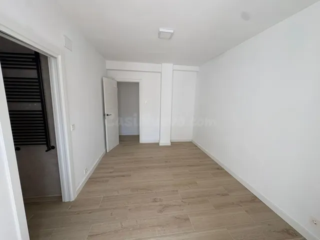 PISO EN VENTA CALLE MAGALLANES - foto 4