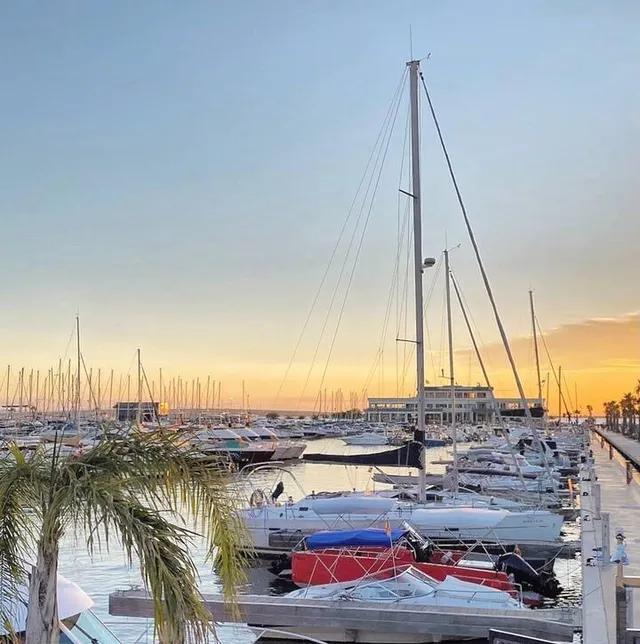 Apartamento luminoso a 150 metros de la Playa de Levante — 31
