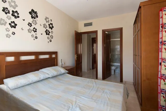 Magnifica vivienda con garaje en vergeles, junto a palacio de deportes — 8