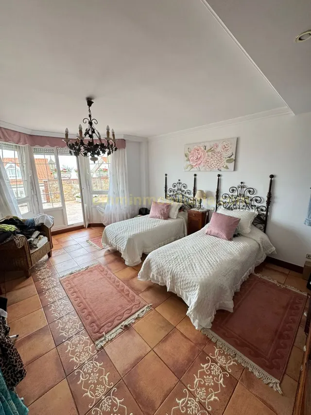 Chalet 7 habitaciones 630m² en venta - Centro — 44