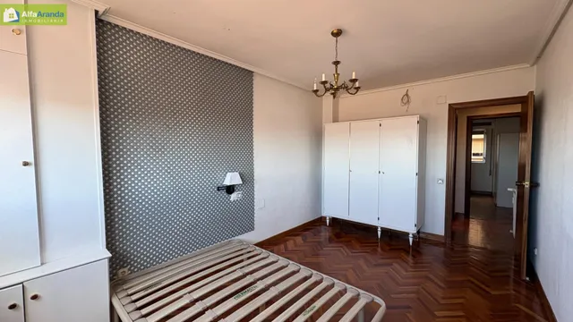 PISO EN VENTA 2 GARAJEs  Y 2 TRASTEROS — 21