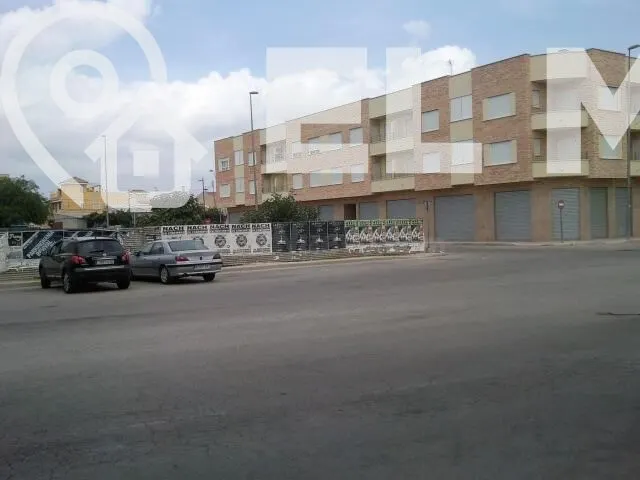 Fantástico solar para construir en el centro de la tranquila