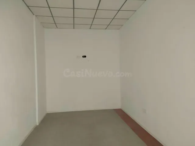 LOCAL COMERCIAL EN ALQUILER — 3