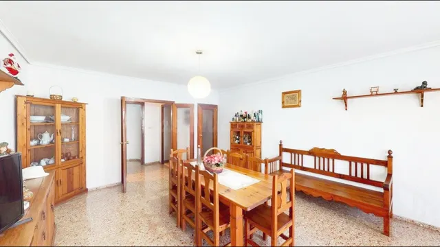CASA ZONA CALVARIO MUY AMPLIA - foto 5