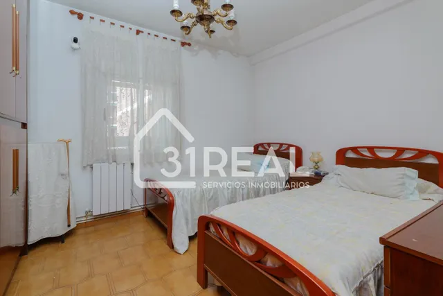 Estupendo piso en Valdezarza — 10