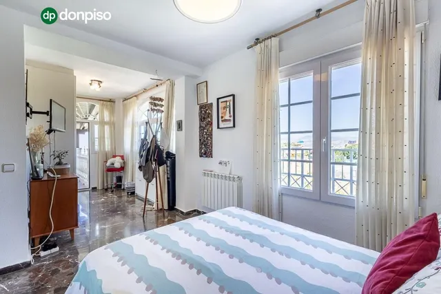 CASA PAREADA EN LA ZUBIA CON PISCINA, ZONA DE BARBACOA Y JARDÍN — 18