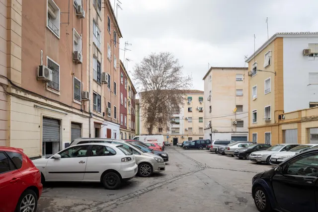 Piso reformado en zona Zaidin — 4