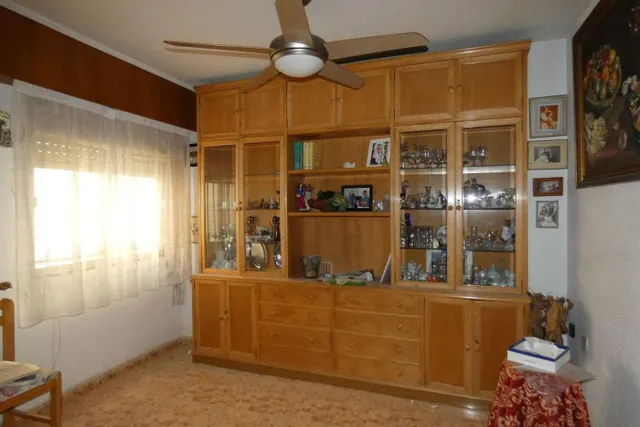 VENTA DE PISO + LOCAL