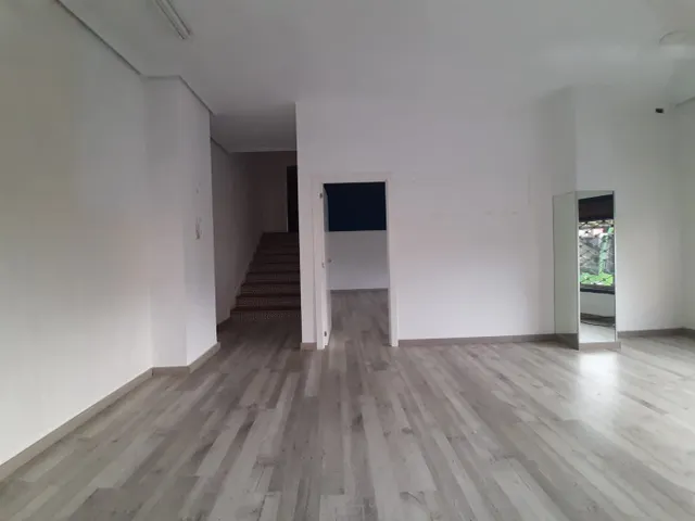 Estupendo local en Obispo Galarza — 6