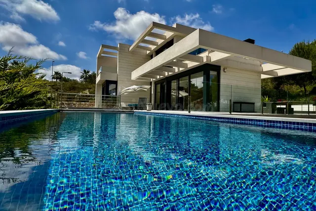 Villa 6 habitaciones 450m² en venta - Las Colinas Golf - foto 2