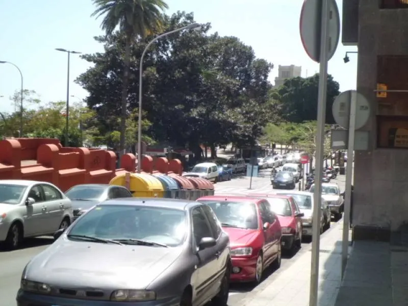 Local Comercial Plaza Isabel 2