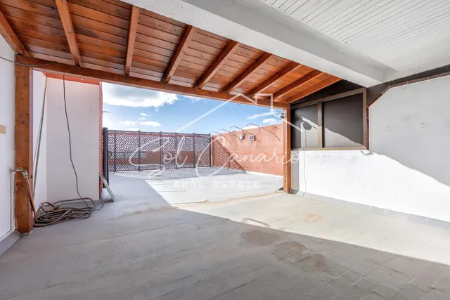 Tu Nuevo Hogar en Telde con Vistas Incomparables a la Playa de Melenara — 7