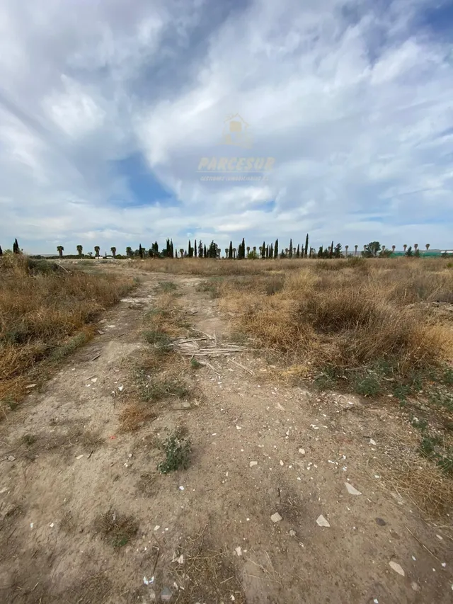 ZONA LA BARQUERA - Parcela de 16.000 m2 con escrituras, con  - foto 2