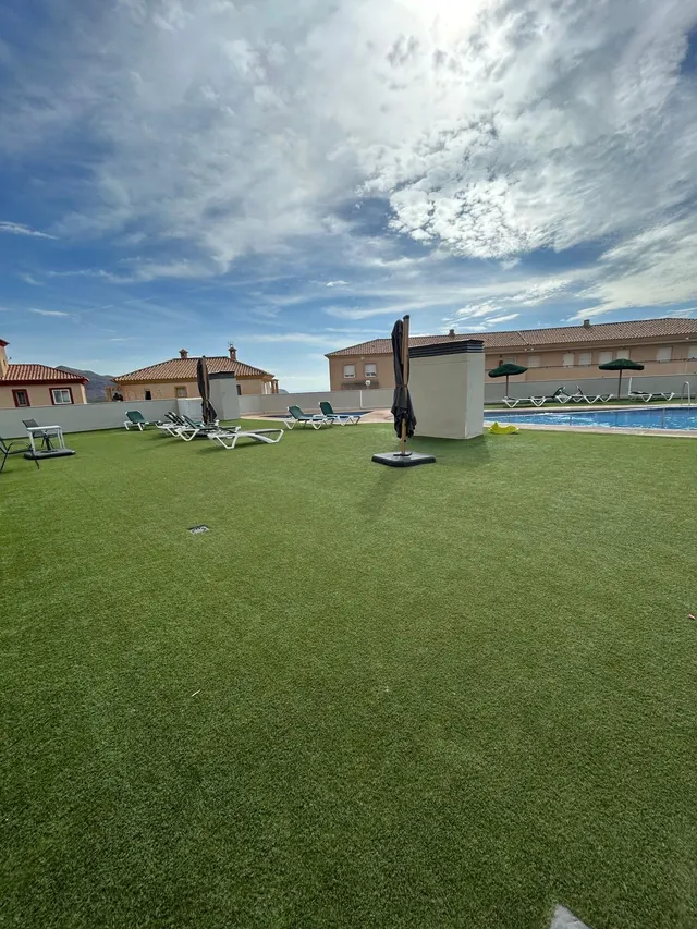 1 DORMITORIO + PLAZA DE GARAJE EN LA ENVÍA GOLF — 24