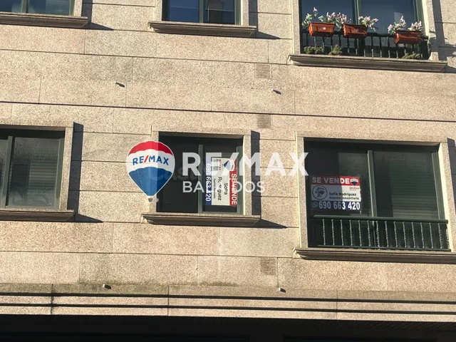 PISO COMO NUEVO EN CENTRO DE LA GUARDIA.