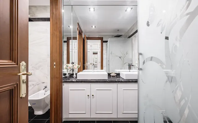 Chalet 20 habitaciones 1785m² en venta - Marbella — 22
