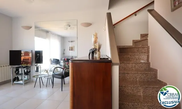 A solo 300 metros del mar: hogar con encanto en La Farella — 7