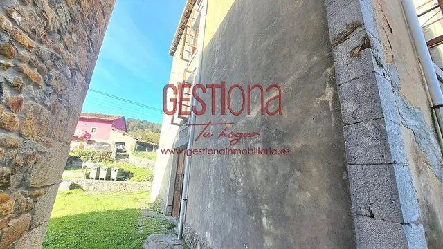 MAJESTUOSA CASA PARA REFORMAR. SOBA — 18