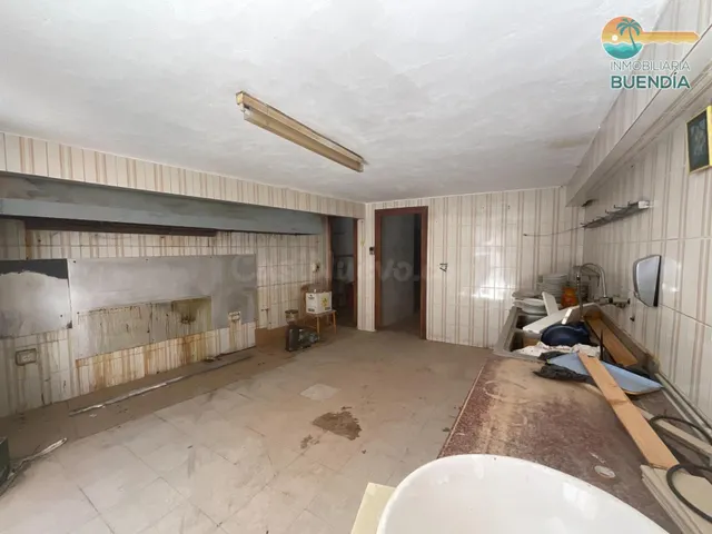 LOCAL COMERCIAL CON GRAN POTENCIAL PARA VIVIENDA TURISTICA O - foto 5