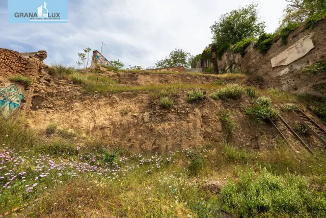 Impresionante proyecto, enclavado en una de las zonas mas exclusivas de Granada. — 33