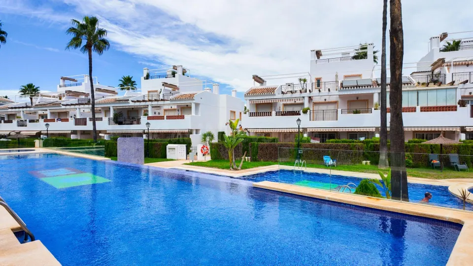 Apartamento 2 habitaciones 122m² en venta - Villamartín-Las Filipinas