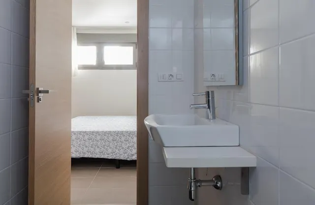 Apartamento 2 Dormitorios y 2 Baños gran terraza con vistas  1ª linea Piscina garaje y trastero — 29
