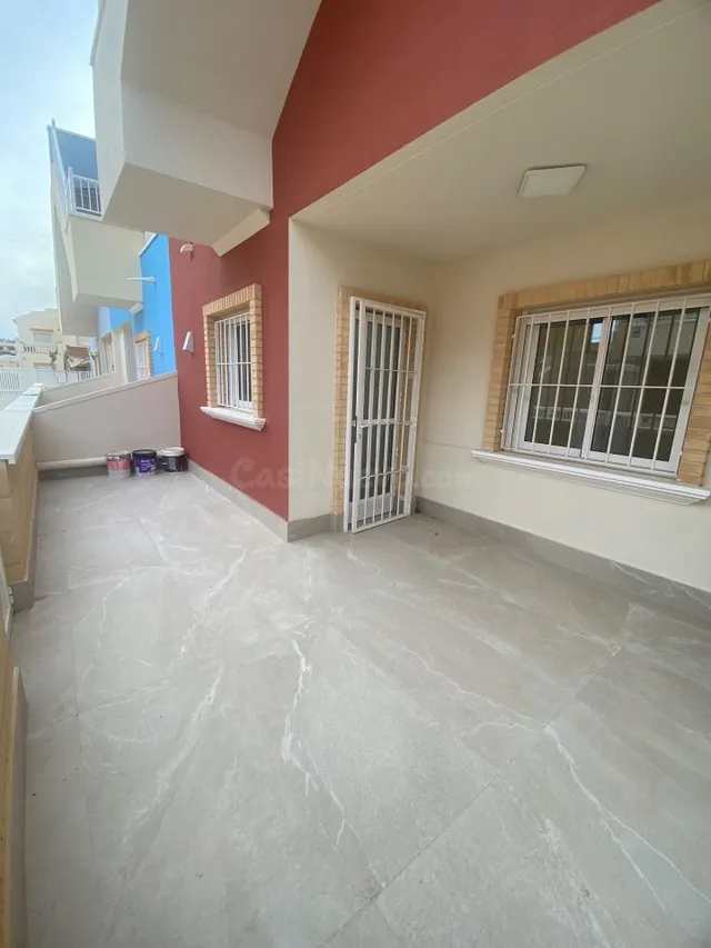 Bungaló planta baja a 200m de la playa en Torre de la Horada - foto 2