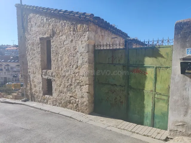 Venta de casa de piedra en El Molar - foto 5