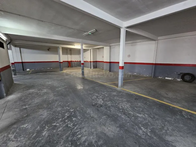 ¡PLAZAS DE GARAJE EN SAN BARTOLOMÉ! ¡A UN PASO DEL CENTRO! - foto 3