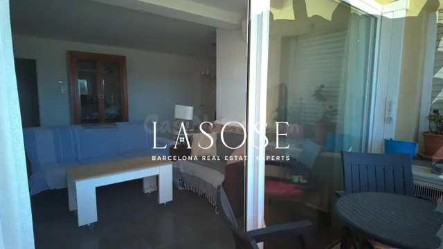 Vivienda exterior muy luminosa a escasos metros del mar - foto 5