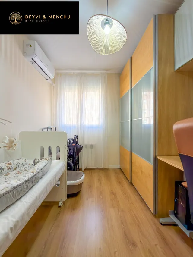 Piso reformado de 3 dormitorios con terraza, garaje y trastero en urbanización cerrada · Colonia de los Taxistas — 48