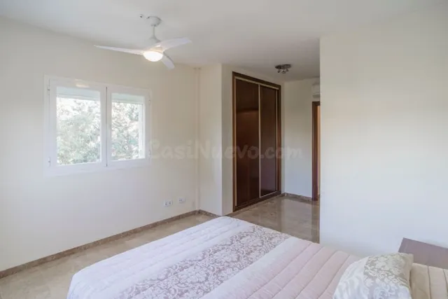 ***alquiler temporal ***espectacular chalet pareado con vista mar en puig de ros — 29