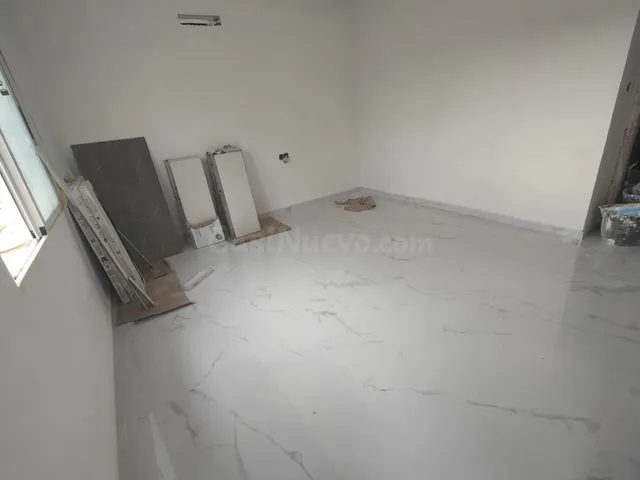 Chalet Adosado con piscina privada de 4 Dormitorios Y 3 baños  en Villamartín – Orihuela Costa — 3