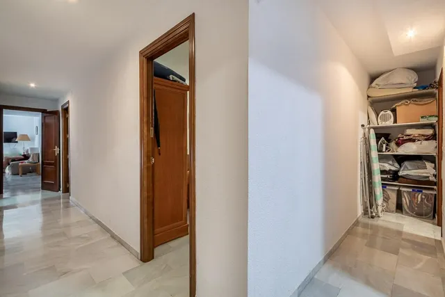 ¡¡Fantástico piso de 7 habitaciones en Bola de Oro!! — 16