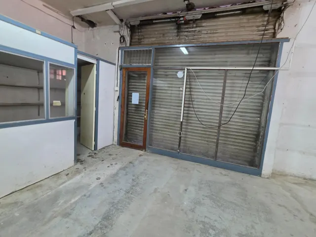 Gran Oportunidad! Amplio Local - Almacén de 122 m2 en el Centro de Bigues i Riells — 8