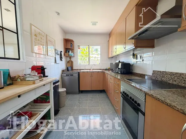 ¡PRECIOSO CHALET! AMPLIO Y REFORMADO CON PISCINA PRIVADA, GA - foto 5