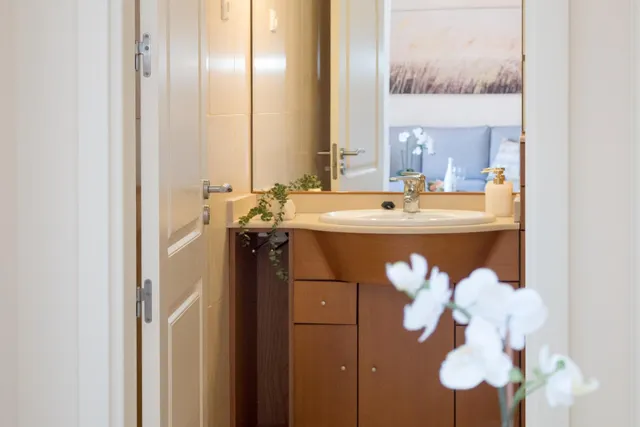 Atractivo apartamento de 2 dormitorios con amplia terraza en monte carrera. impresionantes vistas al mar. trastero y plaza de garaje. piscina comunitaria climatizada. — 25