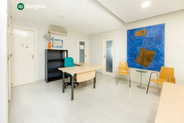 Gran vivienda en Plaza Los Campos - 7 habitaciones — 16