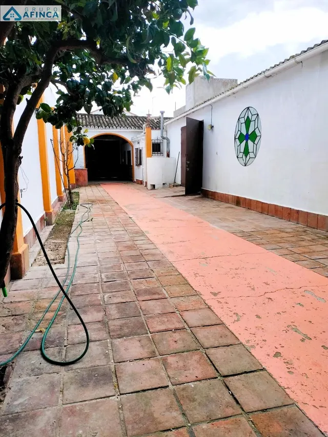 Bodega a la venta de 800 metros cuadrados — 26