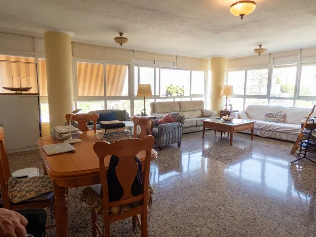 ¡Tu Refugio Exclusivo en Playa de San Juan, Alicante! 🌊🏖️ — 13
