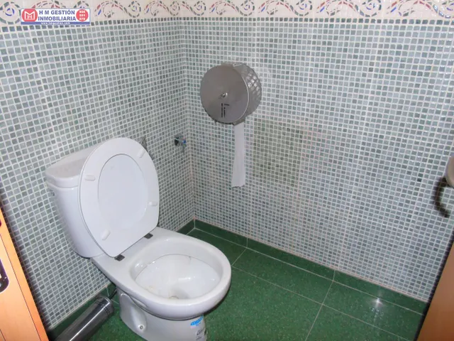Local comercial 100m² en alquiler - El Santo — 8