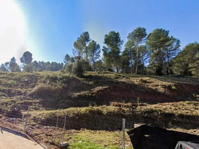Terreno a la venta en Castellví de Rosanes — 14